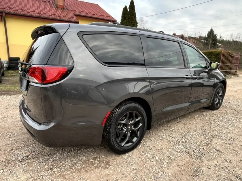 Realizacja Moki Garage — zdjęcie 22